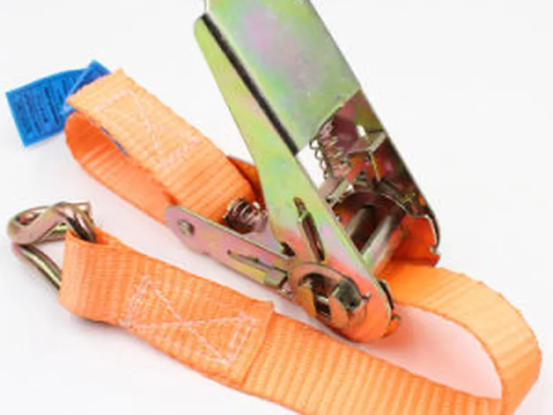 Dây cảo hàng tăng đơ dày dặn – chắc chắn.