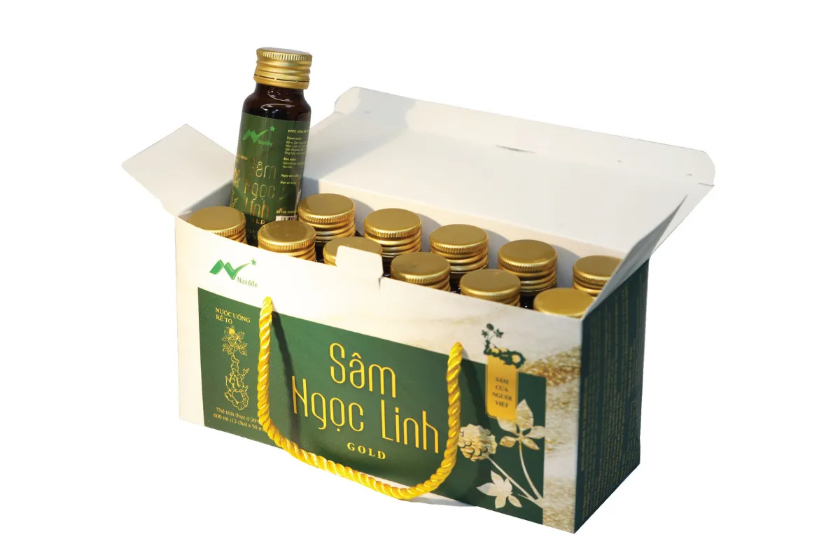 Nước uống Rễ tơ Sâm Ngọc Linh Gold - Hộp mềm 12 chai thủy tinh cao cấp
