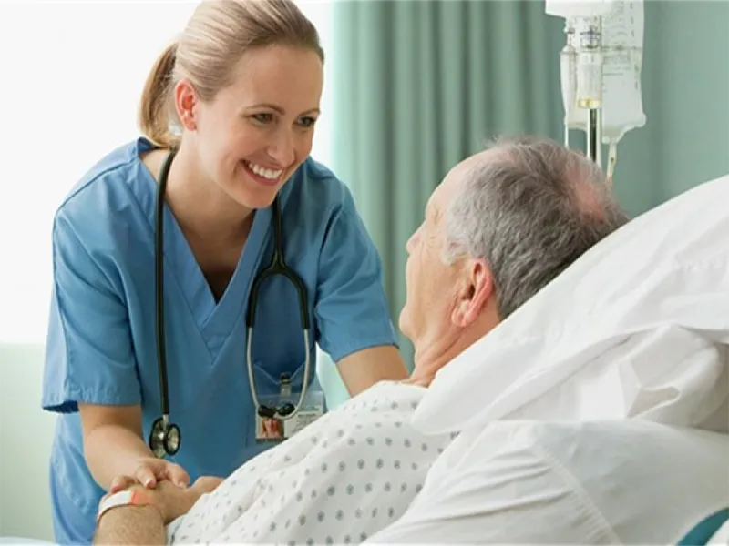 Bảo vệ người lớn tuổi trước làn sóng đại dịch lần VI