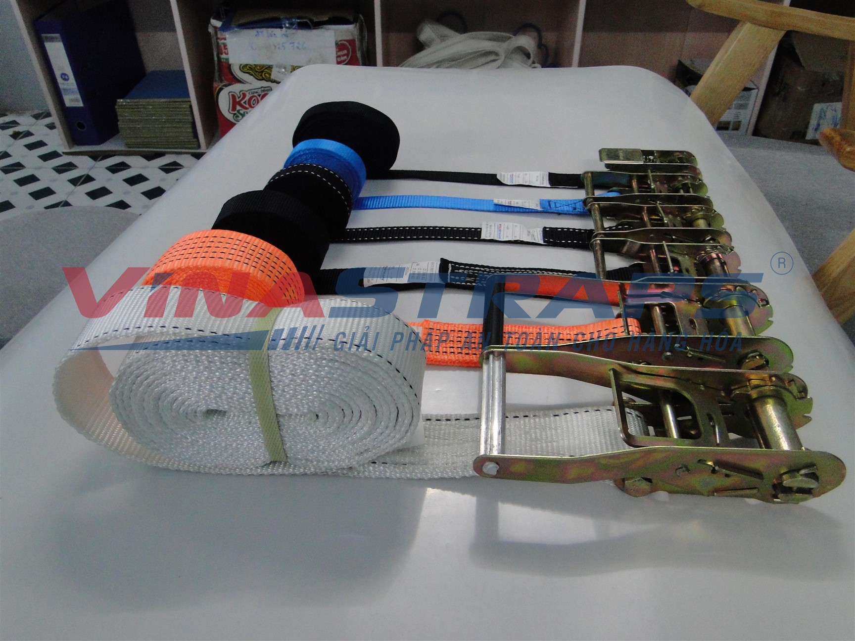 Lưới quấn pallet tái sử dụng Dây chằng hàng tăng đơ