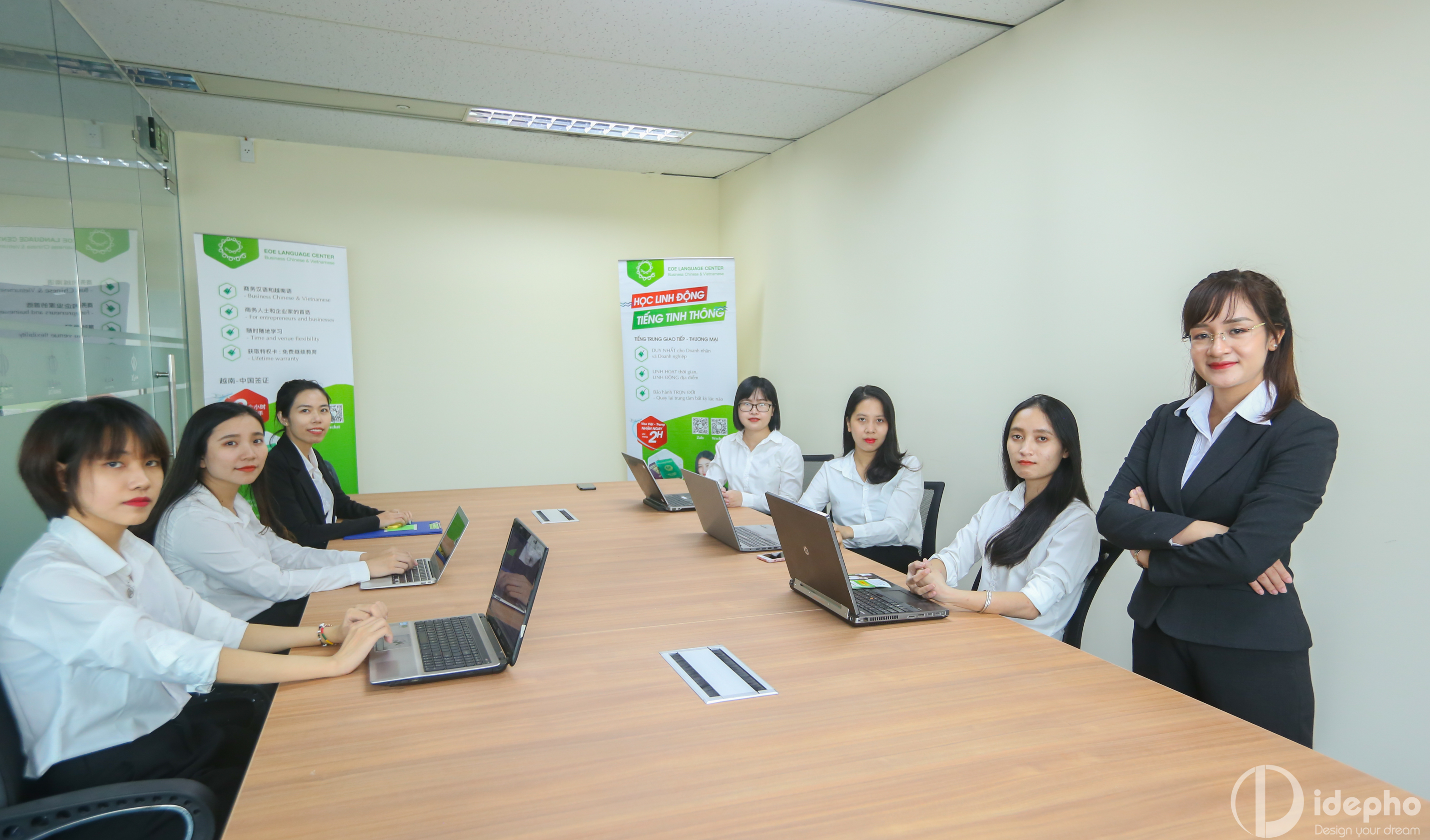 chụp hình công ty, chụp profile doanh nghiệp