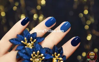 Mẫu Trang Trí Tiệm Nails Bằng Tranh Treo Tường, Dán Tường Và Dán Kính Với Màu Sắc Vô Cùng Ấn Tượng, Nổi Bật 
