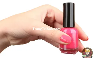 Mẫu Trang Trí Tiệm Nails Bằng Tranh Treo Tường, Dán Tường Và Dán Kính Với Màu Sắc Vô Cùng Ấn Tượng, Nổi Bật 