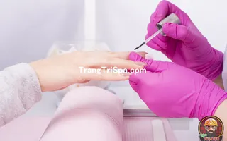 Mẫu Trang Trí Tiệm Nails Bằng Tranh Treo Tường, Dán Tường Và Dán Kính Với Màu Sắc Vô Cùng Ấn Tượng, Nổi Bật 