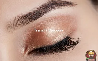 Tổng Hợp Tranh Tiệm Nối Mi - Phun Xăm Chân Mày Bằng Tranh Treo Tường, Dán Tường Và Dán Kính Phong Cách Đương Đại 