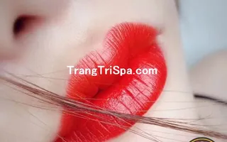 Tổng Hợp Tranh Trang Trí Tiệm Phun - Xăm Môi Thẩm Mỹ Bằng Tranh Treo Tường, Dán Tường Và Dán Kính Thu Hút Thực Khách