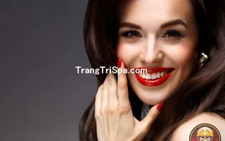 Tổng Hợp Tranh Trang Trí Tiệm Phun - Xăm Môi Thẩm Mỹ Bằng Tranh Treo Tường, Dán Tường Và Dán Kính Thu Hút Thực Khách