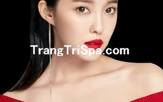 Mẫu Trang Trí Tiệm Trang Điểm Makeup Bằng Tranh Treo Tường, Dán Tường Và Dán Kính Hot Trend Nhất Hiện Nay 