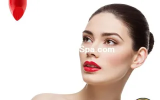Mẫu Trang Trí Tiệm Trang Điểm Makeup Bằng Tranh Treo Tường, Dán Tường Và Dán Kính Hot Trend Nhất Hiện Nay 