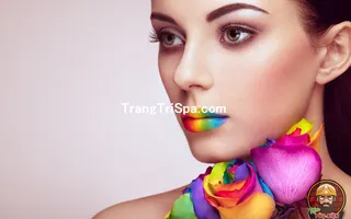 Mẫu Trang Trí Tiệm Trang Điểm Makeup Bằng Tranh Treo Tường, Dán Tường Và Dán Kính Hot Trend Nhất Hiện Nay 