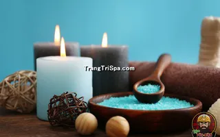 Tranh Dán Tường Spa Kết Hợp Với Nến Mang Đến Không Gian Nổi Bật Và Lung Linh