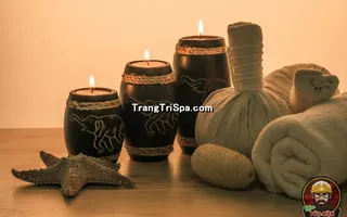 Tranh Dán Tường Spa Kết Hợp Với Nến Mang Đến Không Gian Nổi Bật Và Lung Linh