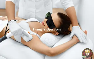Trang Trí Tiệm Spa - Thẩm Mỹ Viện Bằng Tranh Treo Tường, Dán Tường Và Dán Kính Thịnh Hành Nhất Hiện Nay 