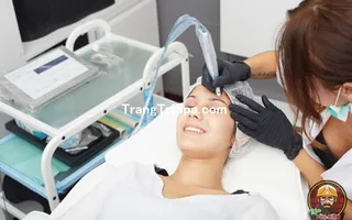 Trang Trí Tiệm Spa - Thẩm Mỹ Viện Bằng Tranh Treo Tường, Dán Tường Và Dán Kính Thịnh Hành Nhất Hiện Nay 