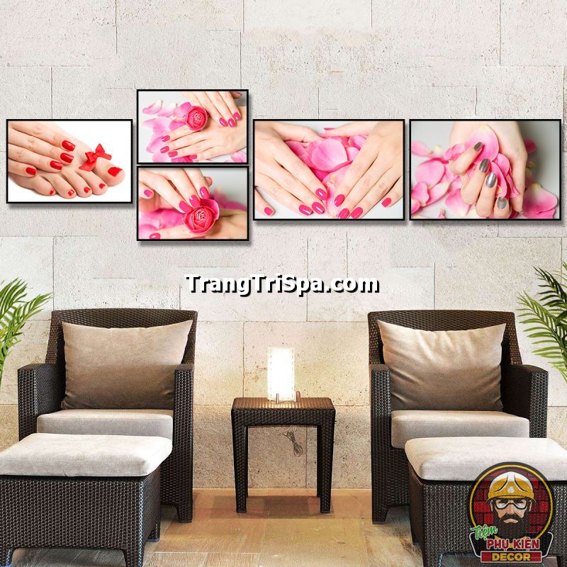 Mẫu tranh tiệm nail trang trí không gian nổi bật với vẻ đẹp hiện đại, đặc trưng riêng Mẫu tranh tiệm nail trang trí không gian nổi bật với vẻ đẹp hiện đại, đặc trưng riêng