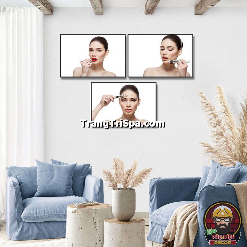 Hình ảnh tranh trang trí người mẫu makeup artist giúp tăng độ tin cậy của khách hàng Hình ảnh tranh trang trí người mẫu makeup artist giúp tăng độ tin cậy của khách hàng