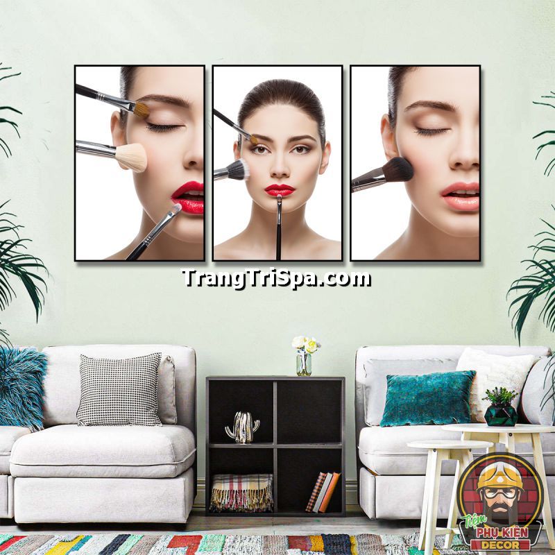 Hình ảnh tranh trang trí người mẫu makeup artist giúp tăng độ tin cậy của khách hàng Hình ảnh tranh trang trí người mẫu makeup artist giúp tăng độ tin cậy của khách hàng