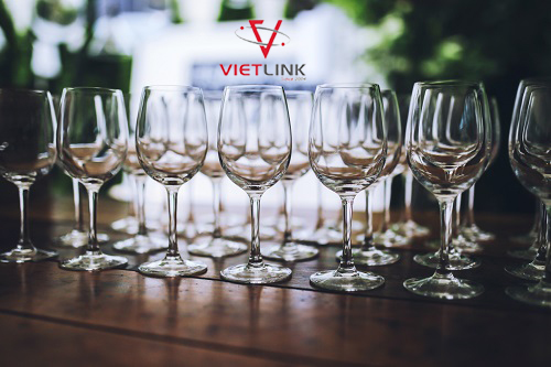 ly-thuy-tinh-nhap-khau