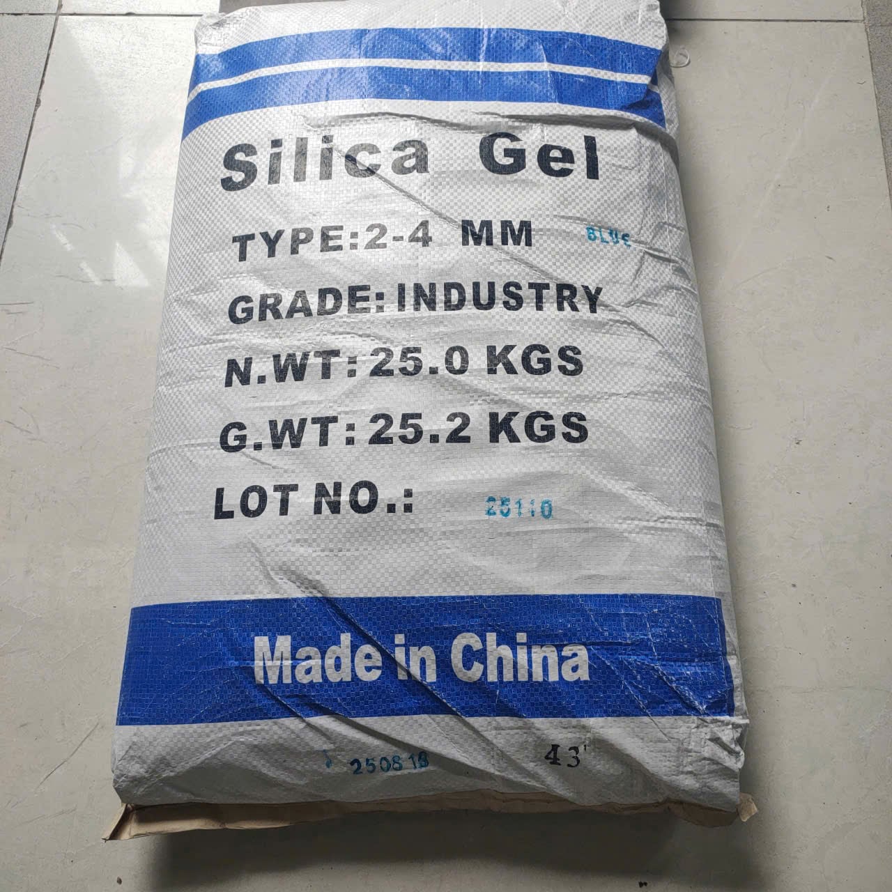 Hạt Silicagel màu xanh, hộp 1kg, dùng cho máy ảnh, linh kiện điện tử