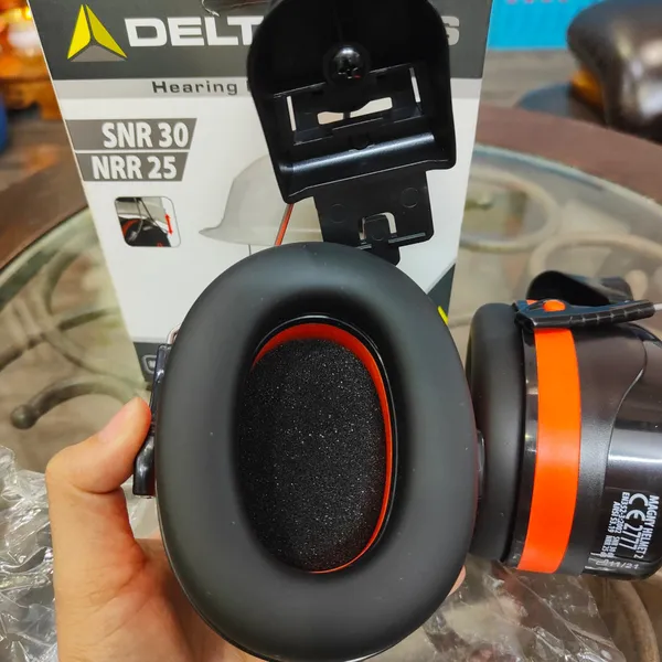 CHỤP TAI RỜI  CHỐNG ỒN GẮN NÓN BẢO HỘ DELTAPLUS MAGNY HELMET 2