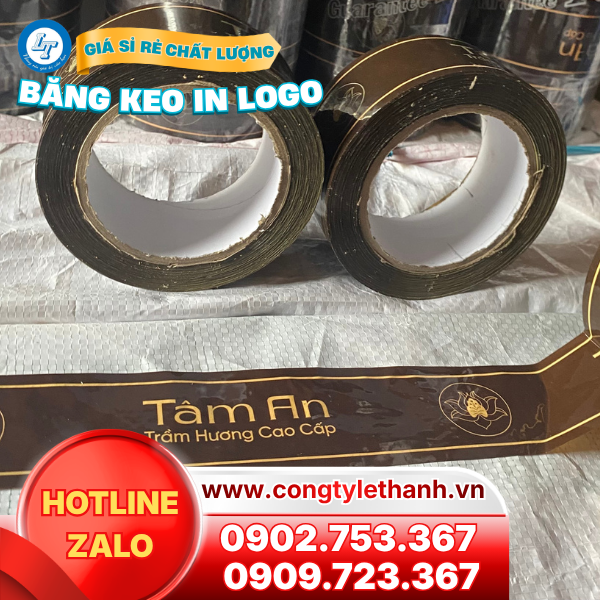 Dán thùng carton chuyên nghiệp với băng keo in chữ theo yêu cầu Dán thùng carton chuyên nghiệp với băng keo in chữ theo yêu cầu
