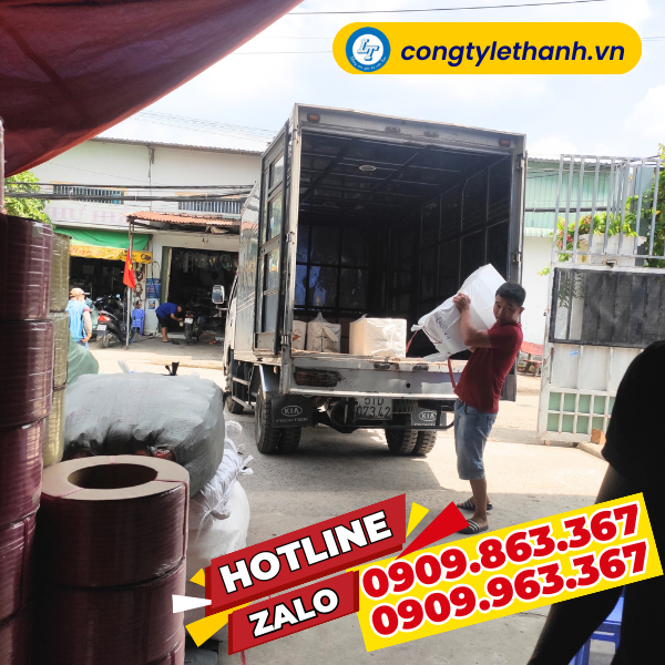 GIÁ 1 BỊCH 50 CÁI MUỖNG CANH NHỰA CÁN NGẮN TIỆN LỢI GIÁ 1 BỊCH 50 CÁI MUỖNG CANH NHỰA CÁN NGẮN TIỆN LỢI