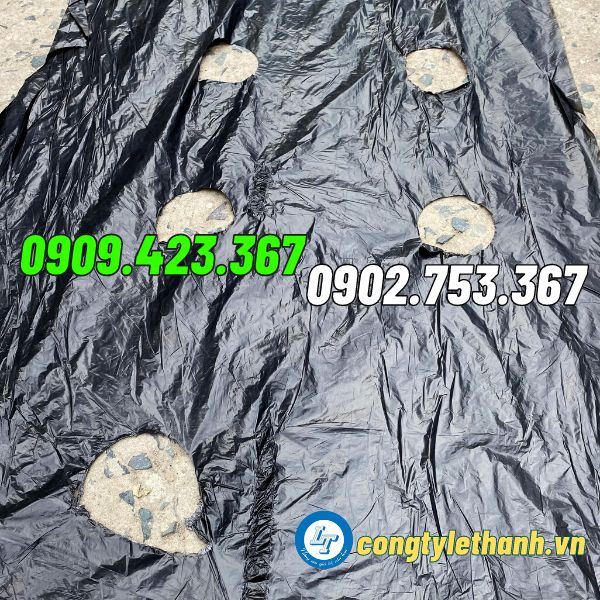 NHÀ PHÂN PHỐI SỈ MÀNG PHỦ NÔNG NGHIỆP ĐỤC LỖ SẴN màng phủ nông nghiệp đục lỗ giá rẻ