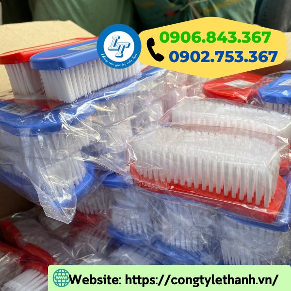 MUA NGAY BÀN CHẢI CHÀ CHÂN, CHÀ SÀN GIÁ SỈ RẺ TẠI HCM bàn chải chà chân