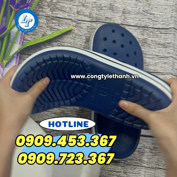 dép mang trong phòng mổ, dép phòng phẫu thuật chất lượng giá sỉ rẻ độ dẻo dai của dép mang phòng mổ