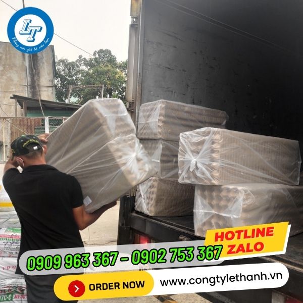 PHÂN PHỐI KHAY GIẤY ĐỰNG BÁNH, ĐỰNG THỰC PHẨM GIÁ SỈ RẺ NHẤT TPHCM giao hàng khay giấy