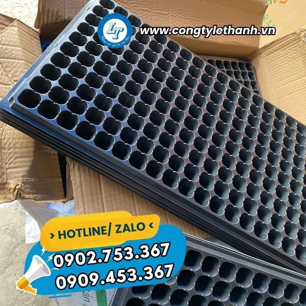 NHÀ CUNG CẤP SỈ KHAY ƯƠM HẠT GIỐNG 200 LỖ GIÁ RẺ khay ươm cây giống 200 lỗ