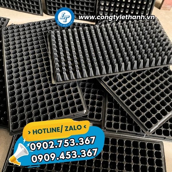 NHÀ CUNG CẤP SỈ KHAY ƯƠM HẠT GIỐNG 200 LỖ GIÁ RẺ khay ươm cây giống giá rẻ