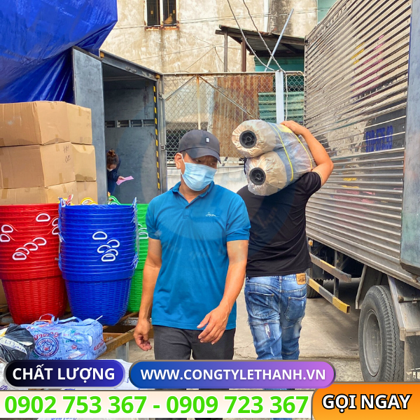 Sỉ lẻ cuộn màng phủ nông nghiệp đục lỗ sẵn Sỉ lẻ cuộn màng phủ nông nghiệp đục lỗ sẵn