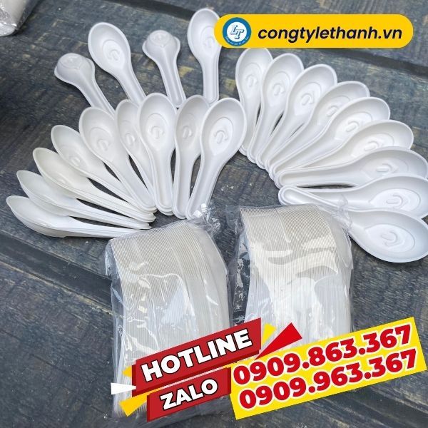 GIÁ 1 BỊCH 50 CÁI MUỖNG CANH NHỰA CÁN NGẮN TIỆN LỢI GIÁ 1 BỊCH 50 CÁI MUỖNG CANH NHỰA CÁN NGẮN TIỆN LỢI