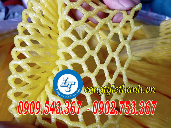 Túi xốp bọc ổi, dưa lưới, xốp bọc trái cây giá sỉ tại xưởng xốp lưới bọc trái cây màu vàng