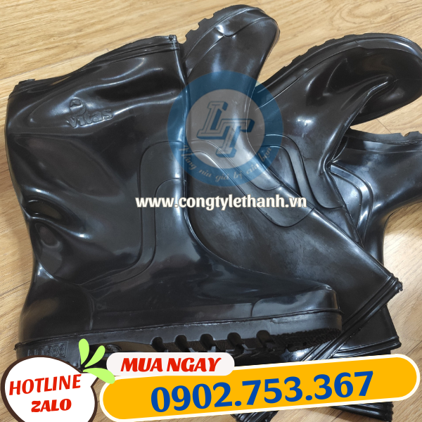 Ủng Vitas đen bề mặt láng bóng Ủng Vitas đen bề mặt láng bóng