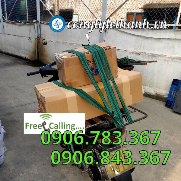 xe giao hàng của công ty xe máy giao hàng của công ty