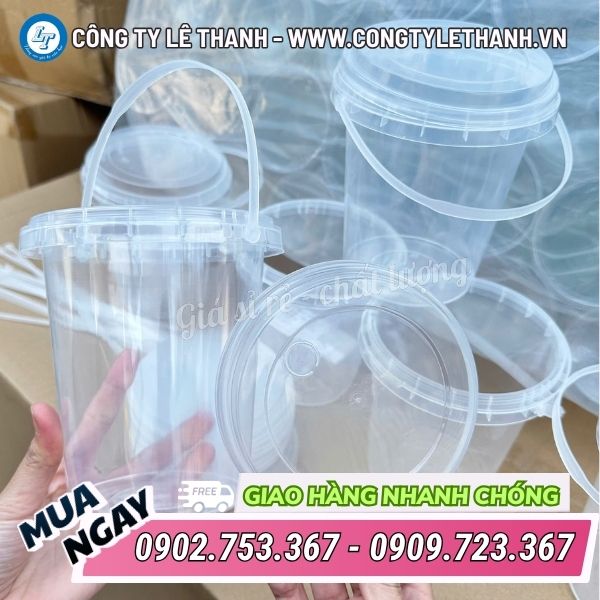Xô nhựa tròn đựng trà sữa, trà trái cây nhiều dung tích giá sỉ Cấu tạo xô nhựa tròn gồm nắp, quai và thân