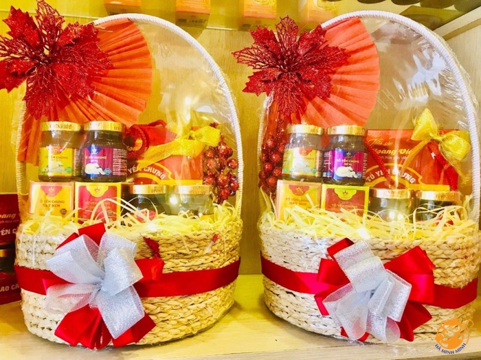 Giỏ quà yến Giỏ quà yến