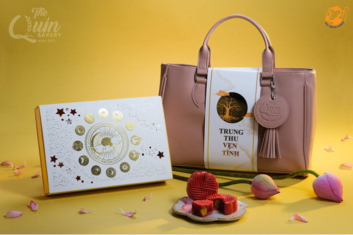 Bánh Trung Thu tặng đối tác Bánh Trung Thu tặng đối tác