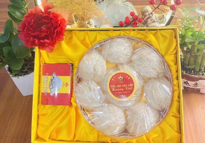 Yến nguyên tổ rút lông thượng hạng