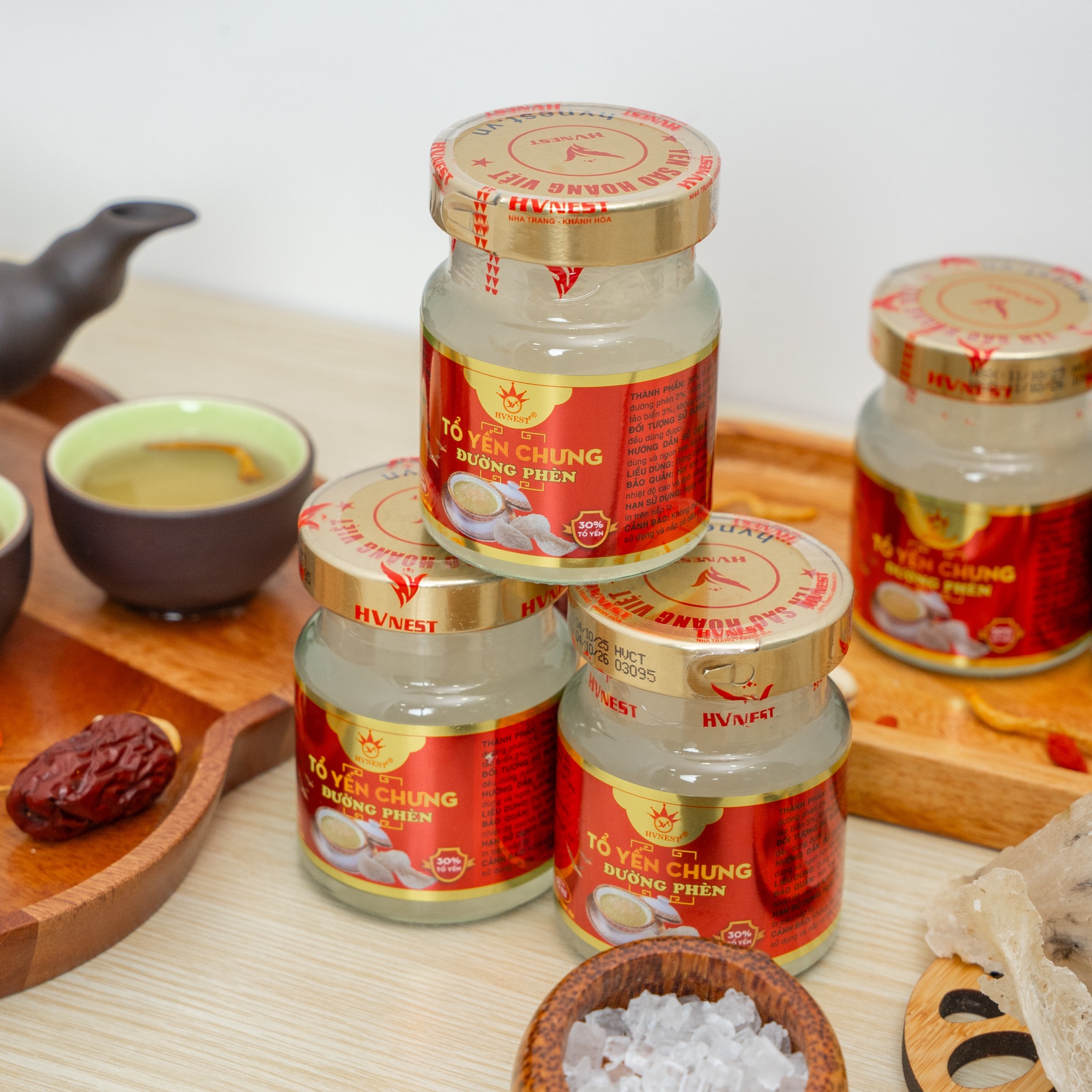 yến chưng đường phèn yến chưng đường phèn