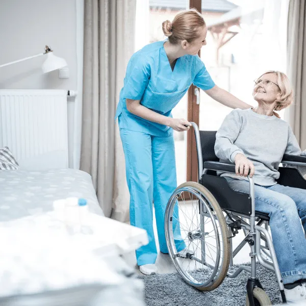 Dịch vụ chăm sóc y tế tại nhà TPHCM nhanh chóng và an toàn