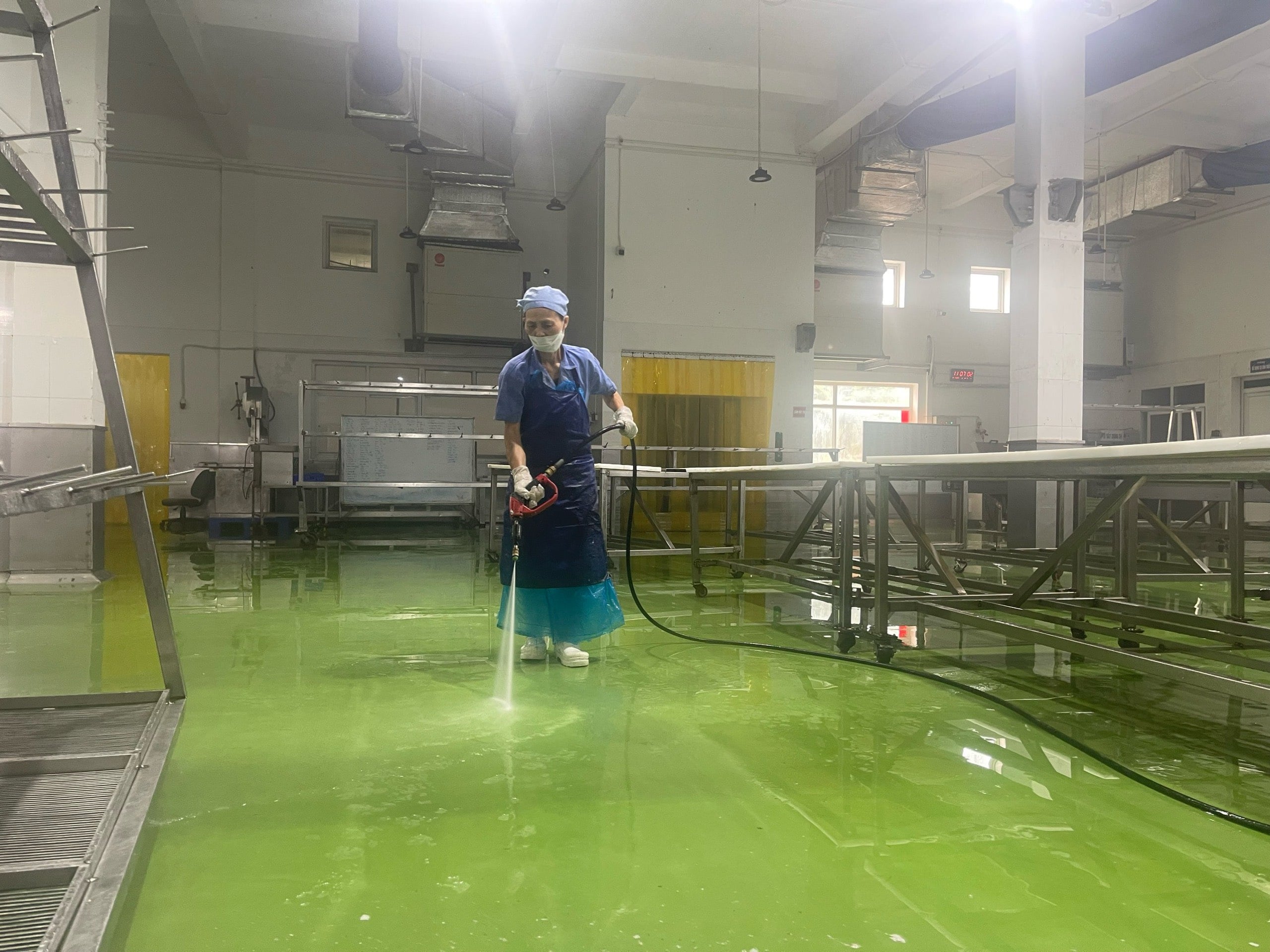 Sơn Sàn Pu Chịu Lực Nhà Máy Chế Biến Thực Phẩm Hay Rửa Nước