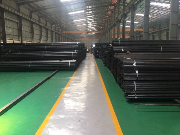 Sàn epoxy chống chịu lực.