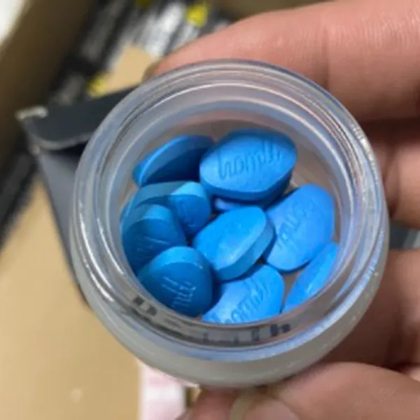 Rocket 1H hộp 10 viên 100k