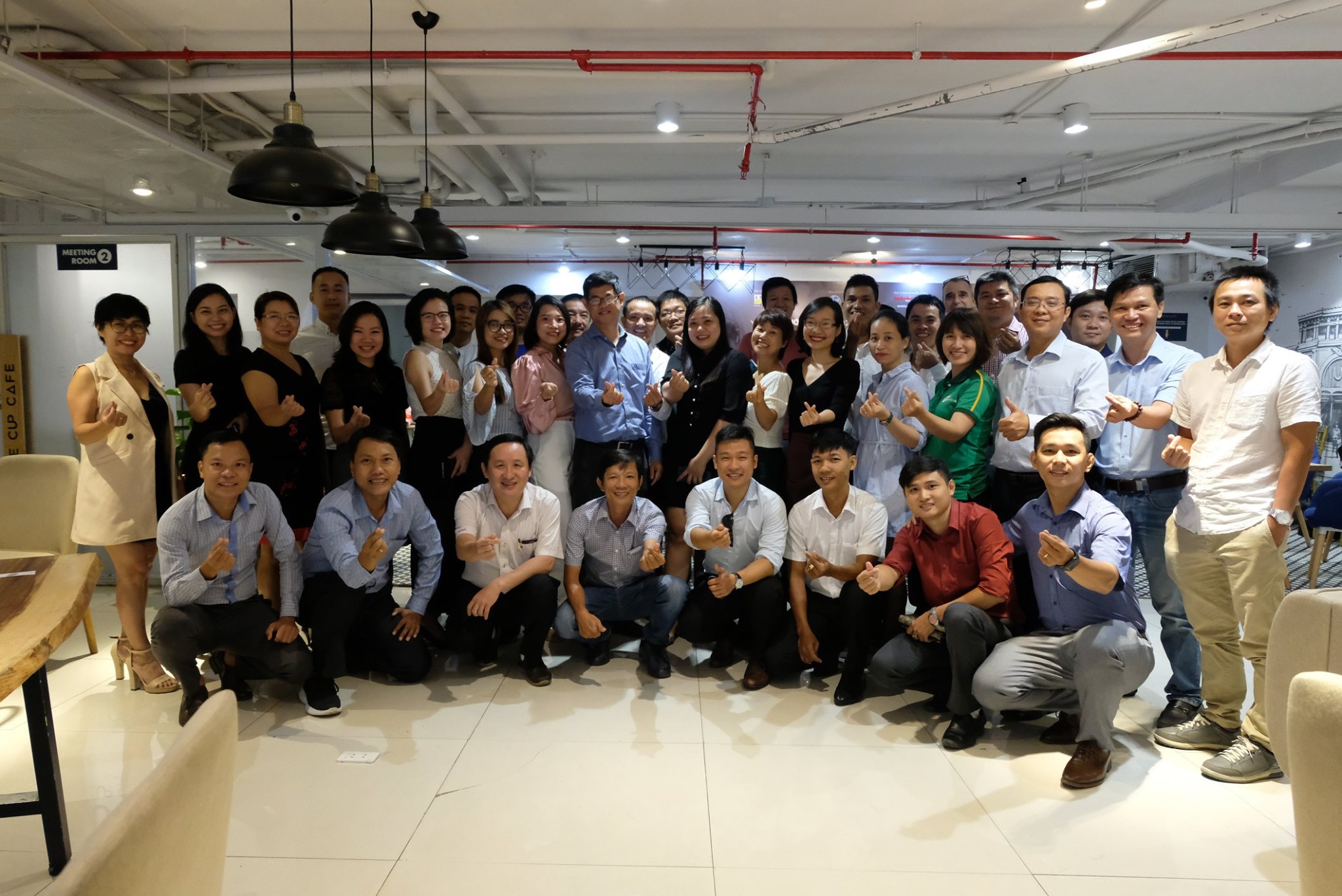 CAFE KẾT NỐI GIAO THƯƠNG ĐỢT 1 - QUY TỤ HƠN 50 CEO/CHỦ DOANH NGHIỆP  CAFE KẾT NỐI GIAO THƯƠNG ĐỢT 1 - QUY TỤ HƠN 50 CEO/CHỦ DOANH NGHIỆP