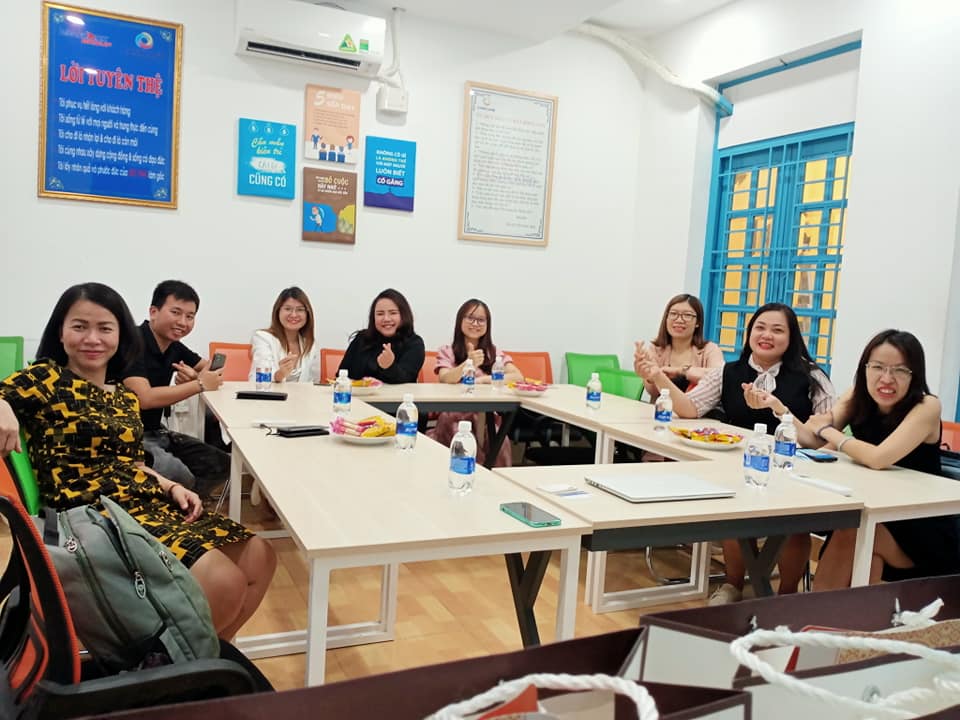 HOẠT ĐỘNG THĂM QUAN VĂN PHÒNG DOANH NGHIỆP - THÀNH VIÊN CÂU LẠC BỘ - CÔNG TY VINA GROUP HOẠT ĐỘNG THĂM QUAN VĂN PHÒNG DOANH NGHIỆP - THÀNH VIÊN CÂU LẠC BỘ - CÔNG TY VINA GROUP