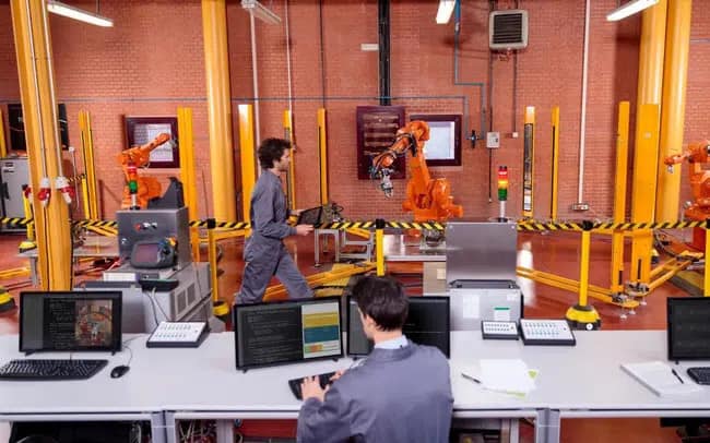 CHUYỂN ĐỔI SẢN XUẤT NHANH CHUYỂN ĐỔI SẢN XUẤT NHANH