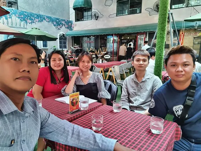 HOẠT ĐỘNG CAFE TƯ VẤN THỰC CHIẾN 1:1 - CÔNG TY BĂNG KEO WONDERLAND